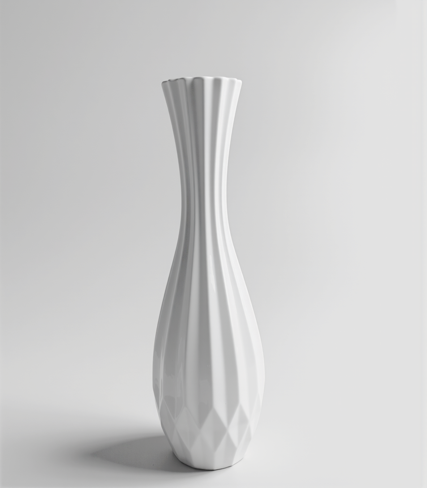 1 copy Elegant Origami-Style White Plastic Vase - Image 1